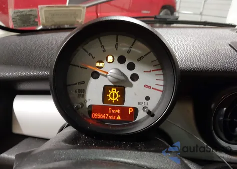 2013 Mini Hardtop Cooper from USA, damaged, VIN WMWSU3C52DT687537